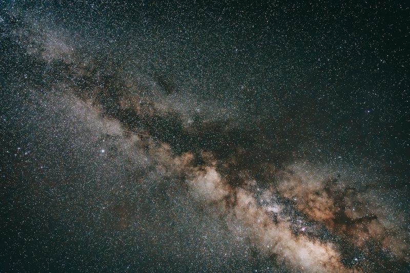 Produktnachfrage vorhersagen & Lageroptimierung mit KI: So steuern Sie Ihre Bestände effizient